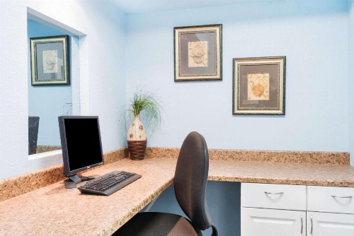 Days Inn by Wyndham New Market Battlefield image 15